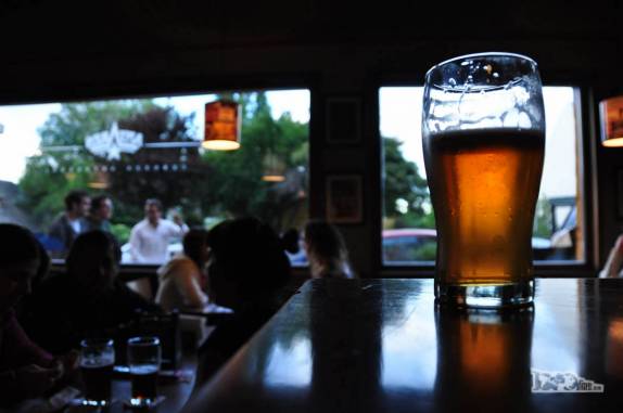 Hora de uma cerveja gelada em Bariloche, na Argentina